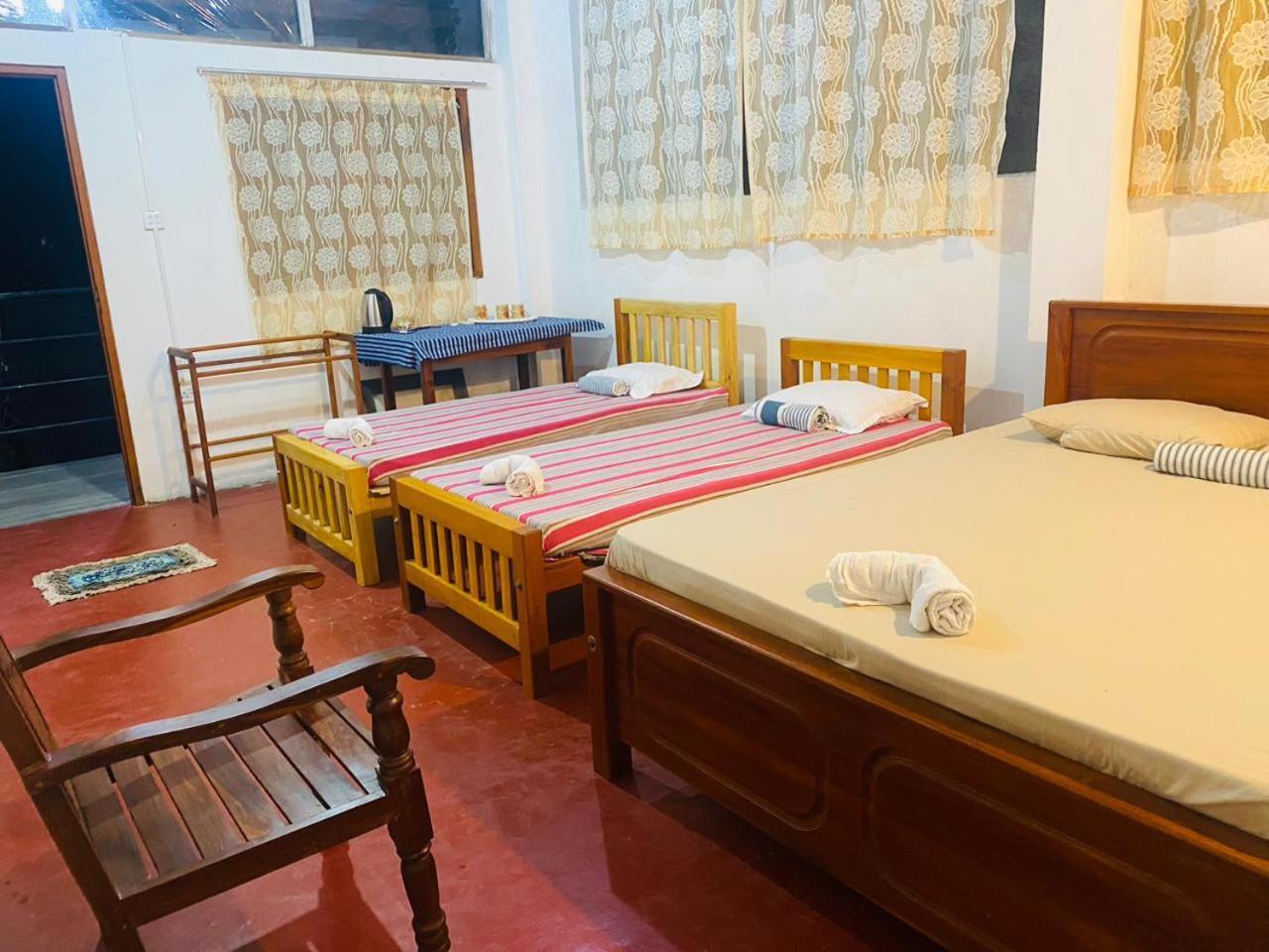 Sunil'S Homestay Sinharaja Kalawana Room photo